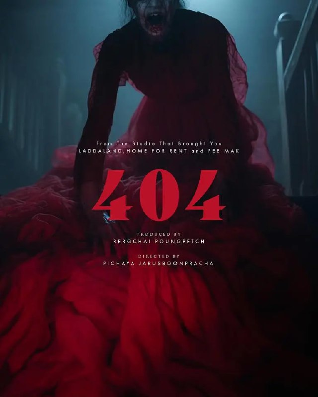 名称：404宿灵速速逃 404 สุขีนิรันดร์..Run Run (2024)描述：　房地產騙子那羅(辰塔維塔納西維 飾)在山坡上發現一間廢棄酒店，眼看商機無限，便計劃將它改造成豪華酒店來騙一筆