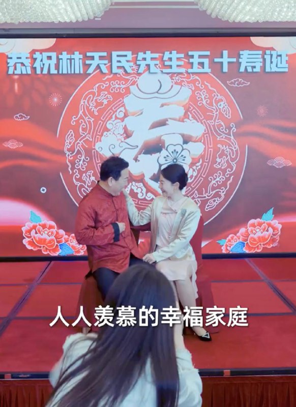 名称：妈妈的悄悄话（41集）于金金 /最新 短剧.描述：4月25日最新热门 抖音 快手 百度 番茄 红果 等付费 短剧 推荐/每日同步更新！和谐失效看其他网盘 夸克 百度 UC 迅雷 网盘皆有任君选.链接：