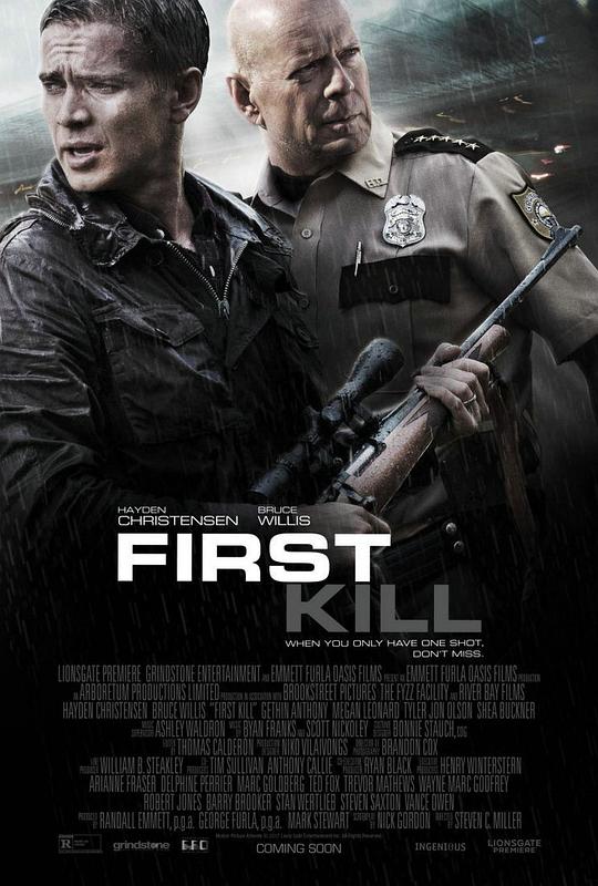 名称：首杀 First Kill 1080p remux (2017) 28.33GB 中文字幕 已刮削描述：商业精英威尔（海登·克里斯滕森HaydenChristensen饰）得知儿子丹尼（泰·谢尔顿TyShelton饰）受到校园霸凌事件后，带着妻儿前往自己的家乡度假