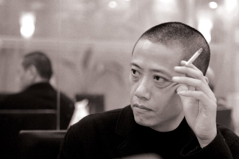 《知青专题资料合集 》简介：该合集聚焦20世纪中期中国知青群体的历史经历，收录了来自个人回忆、政策文件、文学创作等多维度史料，系统梳理了城市青年上山下乡运动的发展脉络