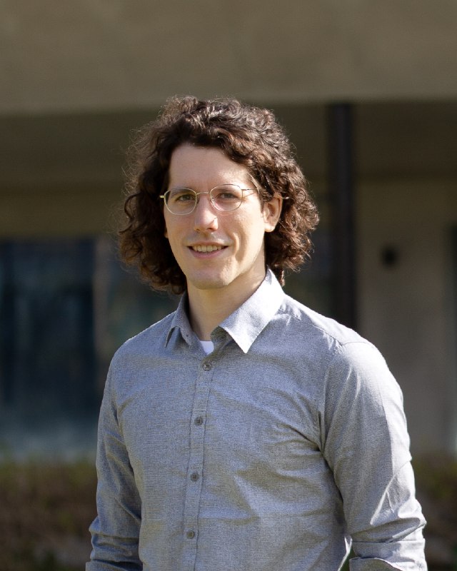 《Josh Kirklin 》简介：资深游戏制作人，以推动开放世界设计与技术创新闻名
