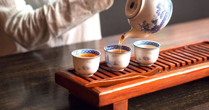 名称：《茶与文化 》简介：茶与文化这门课程为学习者提供了全面的知识和技巧，涵盖了从基础到进阶的多项内容