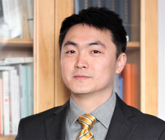 📚名称：《郁喆隽的复旦哲学课》⭐亮点：深入浅出解析哲学经典，郁喆隽带你用哲学思维重新审视生活与自我🏷️标签：#哲学启蒙 #郁喆隽的复旦哲学课 #知识平台 📅更新日期：2025-05-20 03:09:52🔗链接：