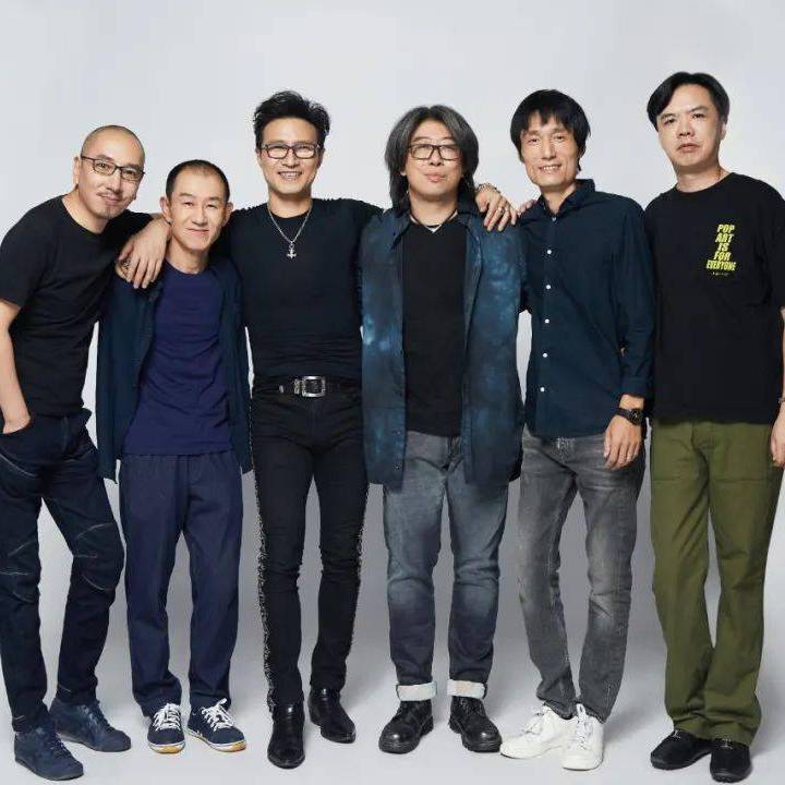 名称：《鲍家街43号》简介：暂不清楚该资源具体指向，“鲍家街43号”通常指鲍家街43号乐队，这是一支以汪峰为核心的知名摇滚乐队