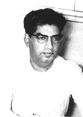 《R. Shankar 》简介：印度裔美国理论物理学家和教育家，耶鲁大学教授，以其深入浅出的物理学教材闻名