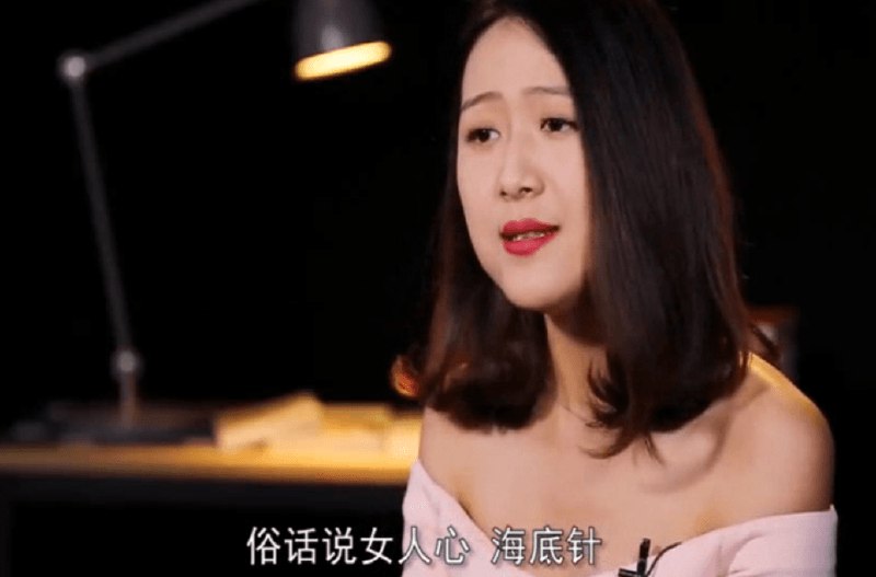 名称：《小鹿情感把妹话术终极指南》简介：《小鹿情感把妹话术终极指南》是小鹿情感推出的旨在帮助男性提升恋爱话术技巧的资料