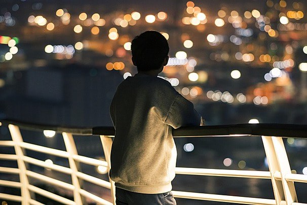 📚名称：《基础 夜景与夜景人像.rar》⭐亮点：掌握夜景拍摄技巧，轻松拍出璀璨夜景与动人夜景人像，提升你的摄影水平🏷️标签：#夜景摄影 #基础夜景与夜景人像 #摄影教程 📅更新日期：2025-06-01 01:51:44🔗链接：