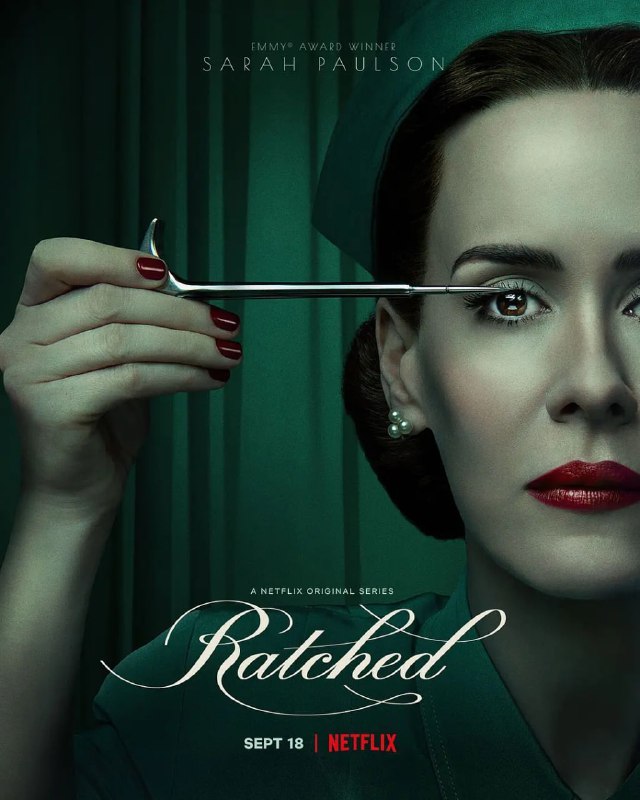 资源标题：拉契特 Ratched (2020)  1080p内封简繁&中英资源描述：故事开始于位于北加州的一所精神病院中，米尔德（莎拉·保罗森 Sarah Paulson 饰）是医院里新来的护士，这位初出茅庐但能力超群的女士很快就赢得了院长汉诺威医生（乔恩·琼·布里恩斯 Jon Jon Briones 饰）信赖，这令勤勤恳恳在医院里工作了一辈子的护士长贝奇（朱迪·戴维斯 Judy Davis 饰）感到十分眼红