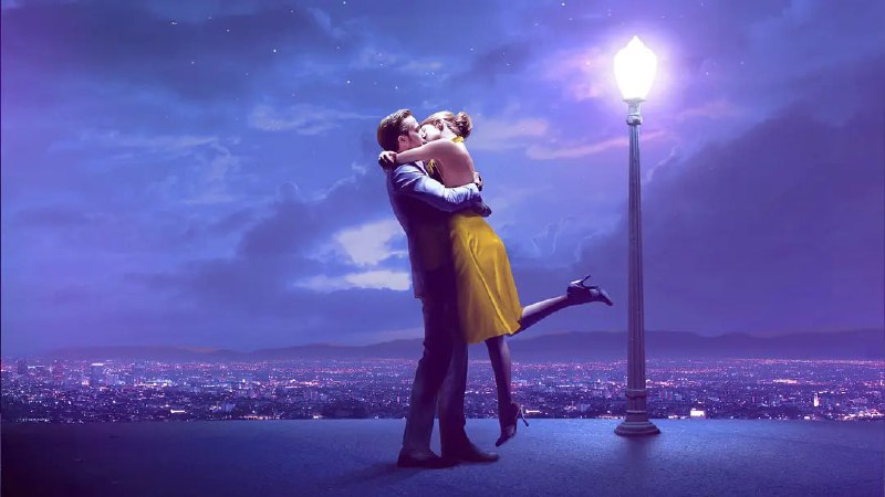 名称：爱乐之城 La La Land (2016)描述：米娅（艾玛·斯通 Emma Stone 饰）渴望成为一名演员，但至今她仍旧只是片场咖啡厅里的一名平凡的咖啡师，尽管不停的参加着大大小小的试镜，但米娅收获的只有失败