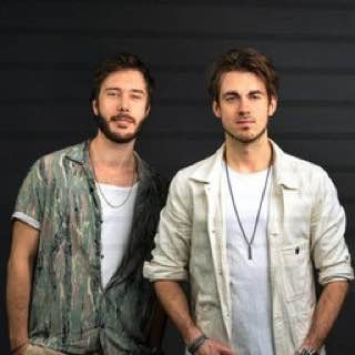 名称：Vicetone（WAV母带专辑合集）描述：Vicetone，中文名为副音乐团，是一支来自荷兰格罗宁根的DJ及电子音乐双人组合