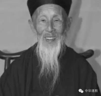 《张至顺道长资料》张至顺道长亲述修行真谛，百年实修体悟无私分享，道家养生智慧与现代生活融合，指引身心归真之路