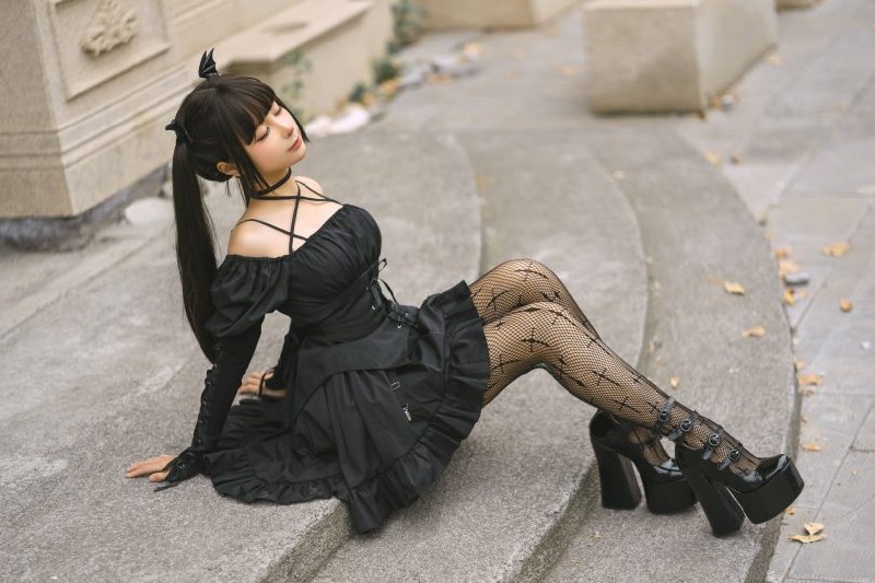 《cosplay 蠢沫沫 - 羊羊羊无水印~! 》蠢沫沫化身可爱小羊，萌力全发射！这套作品完美还原角色精髓，俏皮表情和毛茸茸造型治愈力满分，每一张都让人想存进手机里~️ #蠢沫沫cos  #羊羊羊  #cosplay正片  #萌系治愈 2025-09-19 01:25:00🔗 