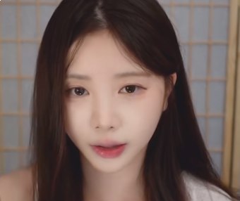 名称：《ASMR韩国美女主播哄睡助眠视频》亮点：温柔韩语轻语，沉浸式助眠体验，让你快速进入甜美梦乡标签：#ASMR #韩国主播 #哄睡助眠 #放松解压 #睡眠好帮手更新日期：2025-06-22 00:19:51链接：