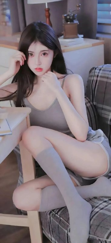《美女壁纸妩媚高清性感养眼》高清壁纸展现美女妩媚风情，性感养眼，点亮你的屏幕️ #美女壁纸 #妩媚高清 #性感养眼 #壁纸推荐 #高清图片 2025-07-06 01:03:08🔗 