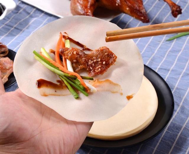 《北京烤鸭甜面酱配方》传统配方与现代工艺结合，甜咸适中，完美搭配北京烤鸭的醇香口感️ #美食配方 #北京烤鸭甜面酱 #下厨房 2025-08-05 04:42:08🔗 