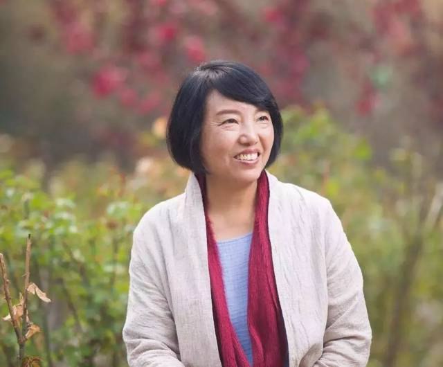 《李跃儿个性化教育课儿童成长指导》李跃儿独创个性化教育法，科学引导儿童潜能发展，让每个孩子找到自己的成长节奏