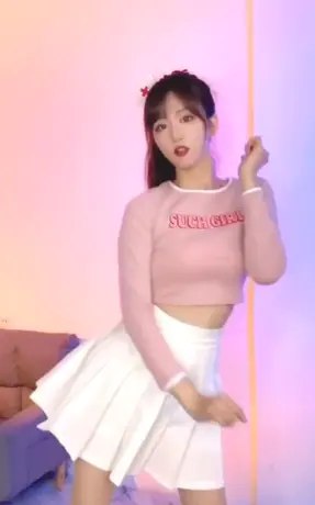 《网友收藏99部”顶级S身材”短视频美女合集》精选99位女神级博主，完美展现S型曲线魅力，每一帧都让人心动不已️ #美女合集 #S身材 #短视频女神 #热门推荐 2025-06-30 02:40:36🔗 
