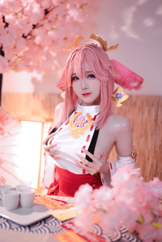 《miko酱ww八重神子》八重神子可爱日常，miko酱ww的独特演绎带来欢乐与治愈️ #原神 #八重神子 #二次元 #B站 2025-07-20 00:15:03🔗 